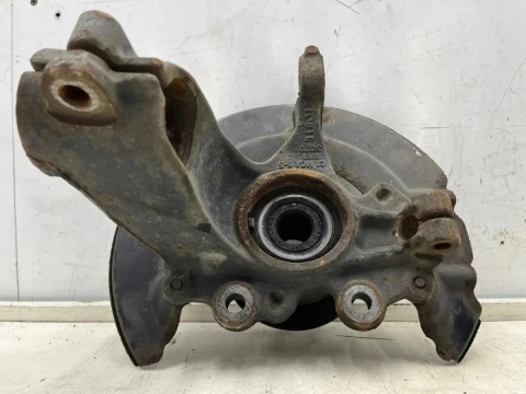 Zwrotnica Ford C-max MK2 Focus MK3 12-19r. 1.6 2.0 TDCi piasta prawy przód