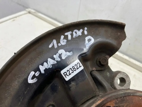 Zwrotnica Ford C-max MK2 Focus MK3 12-19r. 1.6 2.0 TDCi piasta prawy przód