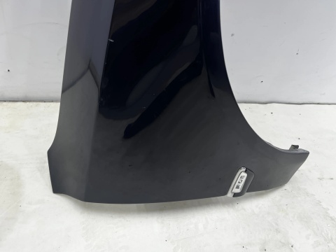 Błotnik Audi A8 D3 02-09r. prawy przedni prawy przód LZ5D