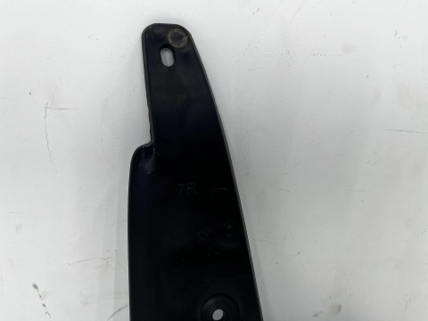 Chlapacze Toyota Corolla E21 18r.- prawa przednia osłona błotnika prawy przód 76621-02230