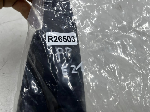 Chlapacze Toyota Corolla E21 18r.- prawa przednia osłona błotnika prawy przód 76621-02230