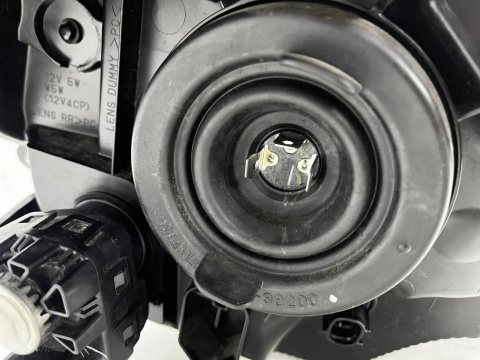 Lampa reflektor Mitsubishi Space Star LIFT 19-24r. lewa przednia Europa ORYGINALNA lewy przód 8301d445