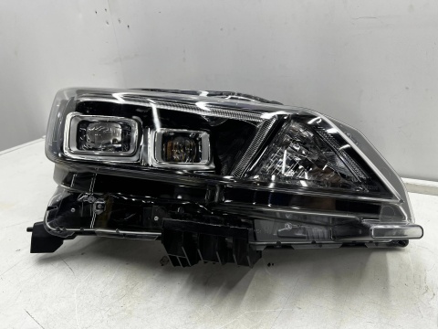 Lampa reflektor Nissan Leaf 2 II ZE1 17-25r. prawa przednia FULL LED Europa prawy przód 260105sh5a