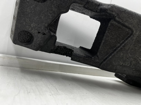 Absorber zderzaka Toyota Aygo X 25r.- przednie wzmocnienie styropian pianka przód 52611-0H040