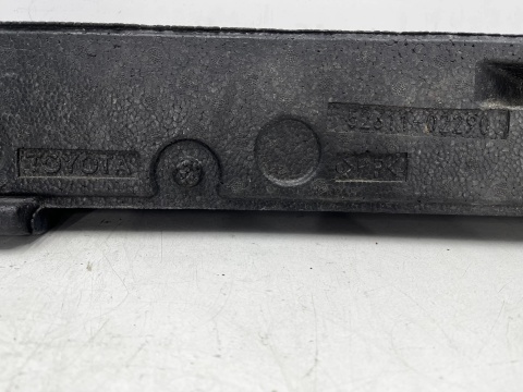 Absorber zderzaka Toyota Corolla E16 E17 13-19r. przednie wzmocnienie styropian pianka przód 52611-02290