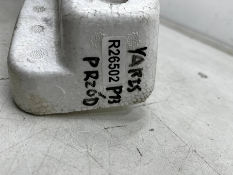Absorber zderzaka Toyota Yaris 3 III P13 11-20r. przednie wzmocnienie styropian pianka przód 52611-0d020