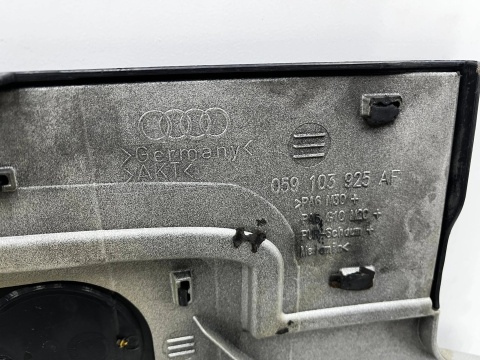 Pokrywa silnika A8 D3 A6 C6 A4 02-11r. 3.0 V6 TDI diesel osłona górna 059103925af