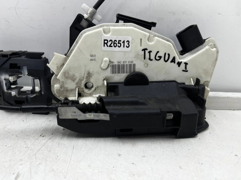 Zamek drzwi VW Tiguan 1 I 07-16r. lewy przedni zamek drzwi 6 pin 5n2837015e