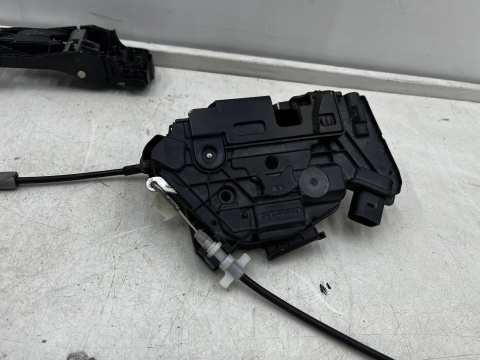 Zamek drzwi VW Tiguan 1 I 07-16r. lewy przedni zamek drzwi 6 pin 5n2837015e