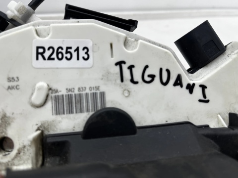 Zamek drzwi VW Tiguan 1 I 07-16r. lewy przedni zamek drzwi 6 pin 5n2837015e