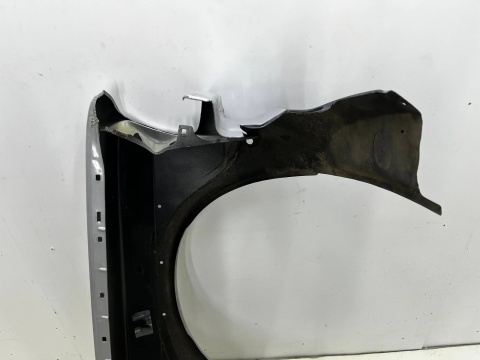 Błotnik Mercedes W123 75-86r. lewy przedni lewy przód zamiennik