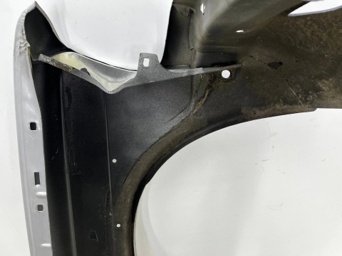 Błotnik Mercedes W123 75-86r. lewy przedni lewy przód zamiennik