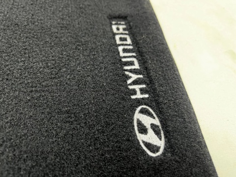 Dywaniki welurowe Hyundai Inster AX1 24r.- komplet NOWYCH Oryginalnych dywaników welurowych wycieraczka gx143ade00e
