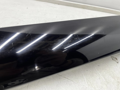Listwa Mini Clubman F54 15-24r. prawa przednia osłona słupka A szyby przedniej prawy przód 7344184