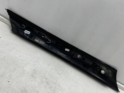 Listwa Mini Clubman F54 15-24r. prawa przednia osłona słupka A szyby przedniej prawy przód 7344184