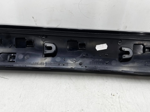 Listwa Mini Clubman F54 15-24r. prawa przednia osłona słupka A szyby przedniej prawy przód 7344184