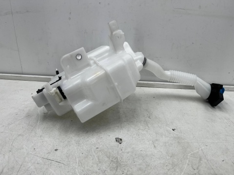Zbiorniczek spryskiwaczy Mazda 3 BM 13-19r. nowy zbiornik dwie pompki 45c2zbs-2