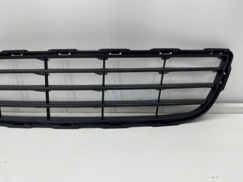 Atrapa Suzuki Swift 5 V 10-13r. NOWY grill przednia DOLNA maskownica kratka
