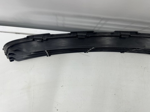 Atrapa Suzuki Swift 5 V 10-13r. NOWY grill przednia DOLNA maskownica kratka
