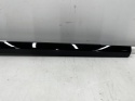 Listwa BMW 4 G22 Coupe M4 G82 20r.- prawa przednia uszczelka drzwi zgarniająca Shadowline zewnętrzna 7482750