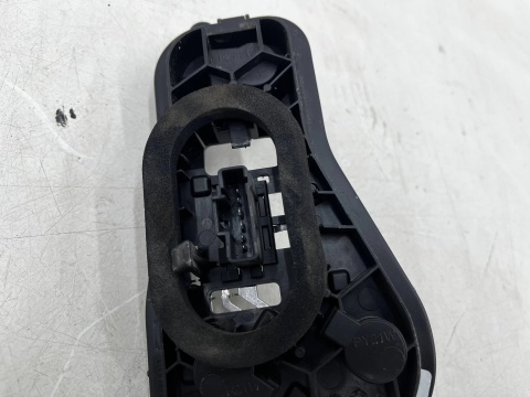 Wkład lampy Citroen Jumpy SpaceTourer Toyota ProAce Peugeot Expert Traveller 16r.- listwa oprawa żarówek lewy tył 00197257