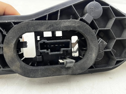 Wkład lampy Citroen Jumpy SpaceTourer Toyota ProAce Peugeot Expert Traveller 16r.- listwa oprawa żarówek lewy tył 00197257