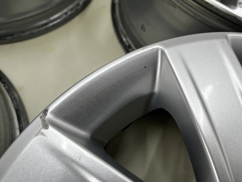 Felgi aluminiowe Mitsubishi Colt VI 6 Z30 04-12r. r15 cali 6jx15 ET46 4x114,3 CH67 felgi oryginalne KOMPLET 4250a756