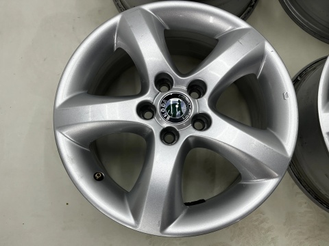 Felgi aluminiowe Skoda Fabia 2 II Roomster Praktik Ibiza Polo Fox 07-14r. r15 cali 6jx15 ET43 5x100 felgi KOMPLET 6j0601025a