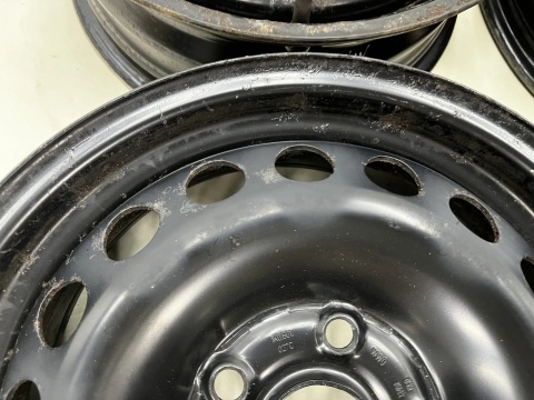 Felgi stalowe VW Golf Touran Caddy Octavia Leon 6jx15 5x112 ET47 CH 57,1 15 cali ORYGINALNE KOMPLET 1k0601027t