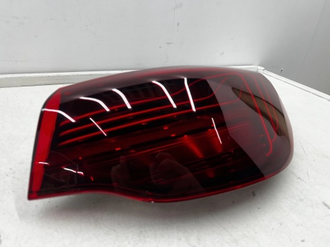 Lampa BMW 4 G22 Coupe G26 Gran Coupe M4 G82 Lift 24r.- prawa tylna LASER w błotnik oryginalna Europa 5a37ab4
