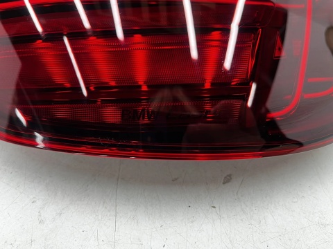 Lampa BMW 4 G22 Coupe G26 Gran Coupe M4 G82 Lift 24r.- prawa tylna LASER w błotnik oryginalna Europa 5a37ab4
