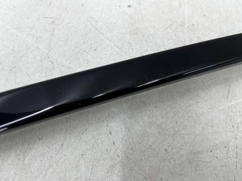 Listwa BMW 4 G22 Coupe M4 G82 20r.- prawa tylna boczna nakładka karoseryjna ozdobna obramówka szyby ShadowLine połysk 7482756