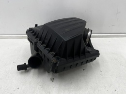 Obudowa filtra powietrza Opel Meriva A 03-10r. 1.4b 1.6b benzyna 13270915