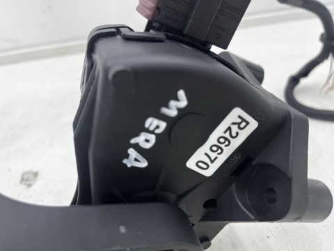 Pedał gazu Opel Meriva A 03-10r. potencjometr gazu czujnik przyspieszenia 4200018