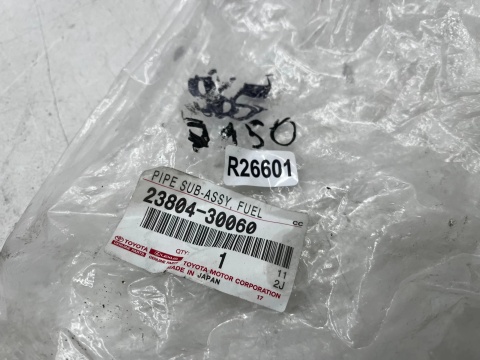 Rura Toyota Land Cruiser J150 Hiace 09r.- 3.0 D 2.5 D przewód wąż paliwa 23804-30060