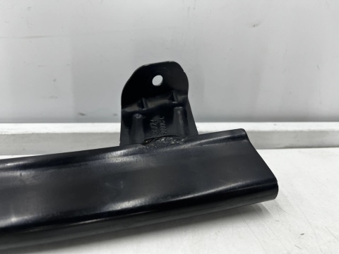 Belka zderzaka Skoda Octavia 4 IV 19r.- przednie dolne wzmocnienie chłodnic 5e3807093c