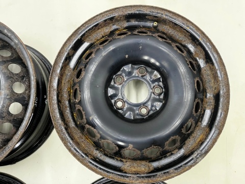 Felgi stalowe Nissan Qashqai I J10 06-13r. 6,5jx16 5x114,3 ET40 16 cali ORYGINALNE KOMPLET Kromag 7855