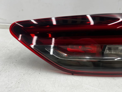 Lampa Opel Insignia B sedan 17-22r prawa tylna z klapy bagażnika prawy tył EU yq00913480
