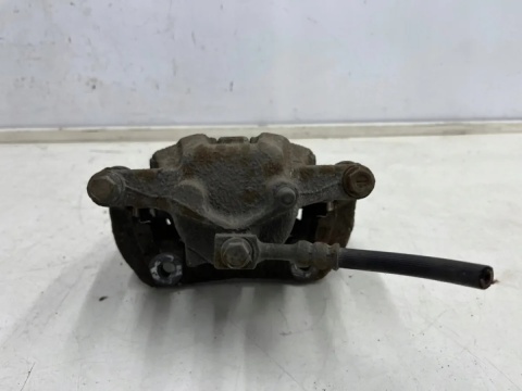 Zacisk hamulcowy Opel Meriva A 03-10r. PRAWY przedni jarzmo prawy przód