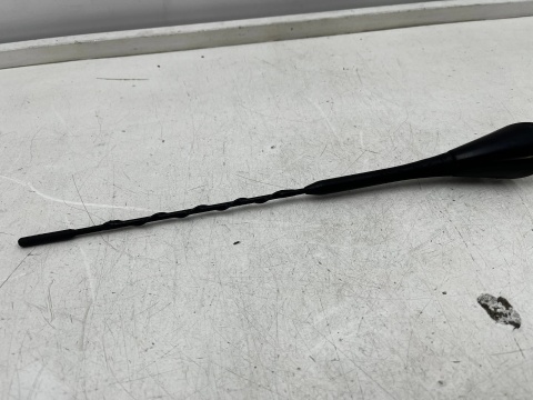 Antena Opel Meriva A 03-10r. bat radia na dach 013140080