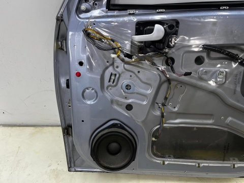 Drzwi Opel Meriva A 03-10r. prawe przednie prawy przód Z163
