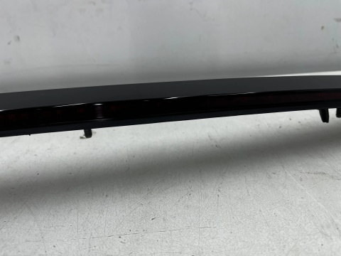 LampaAudi A5 II 8w F5 Sportback sedan 16-24r. trzecie dodatkowe światło stop w tylnej szybie 8w8945097