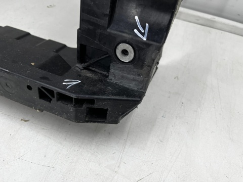 Pas przedni MG ZS EV 18-25r. wzmocnienie czołowe ramka chłodnic oryginalne 10792263
