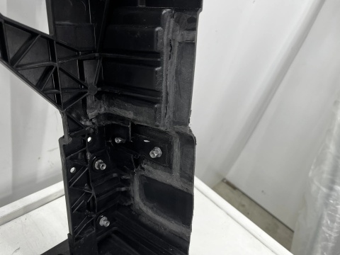 Pas przedni MG ZS EV 18-25r. wzmocnienie czołowe ramka chłodnic oryginalne 10792263