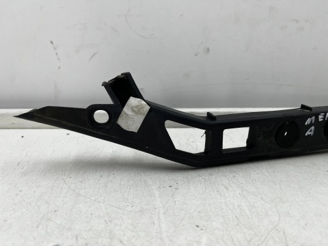 Ślizg Opel Meriva A 03-10r. lewe tylne mocowanie zderzaka wspornik lewy tył 93330081