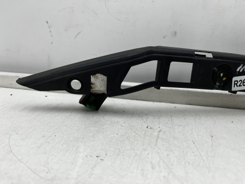 Ślizg Opel Meriva A 03-10r. prawe tylne mocowanie zderzaka wspornik prawy tył 93330082
