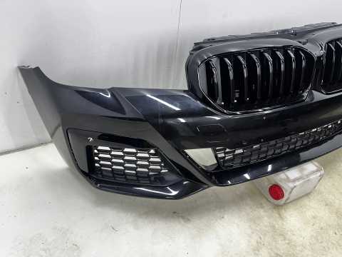 Zderzak przedni BMW 5 G30 G31 M-Pakiet 20-24r. Lift przód 6XPDC 8098644