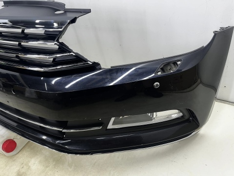 Zderzak przedni VW Passat B8 VIII 14-19r. Przedlift przód 6XPDC spryski 3G0807221A