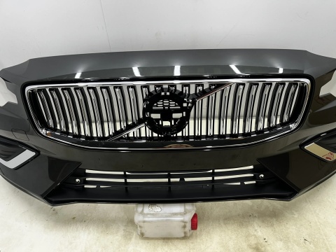 Zderzak przedni Volvo V60 II S60 III 18r.- przód 4XPDC spryski 31690589