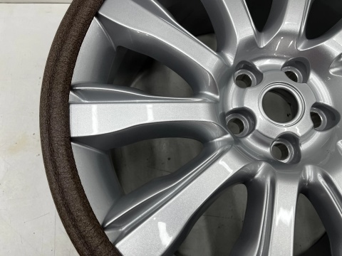 Felga aluminiowa Range Rover IV L405 12-21r. NOWA felga r21 cal 9,5jx21 ET49 5x120 oryginalna pojedyncza lr098798 ck52-1007-ea